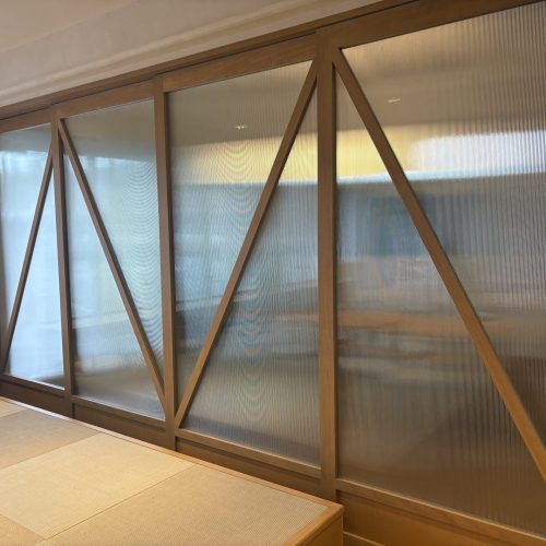 つなぎ温泉　硝子